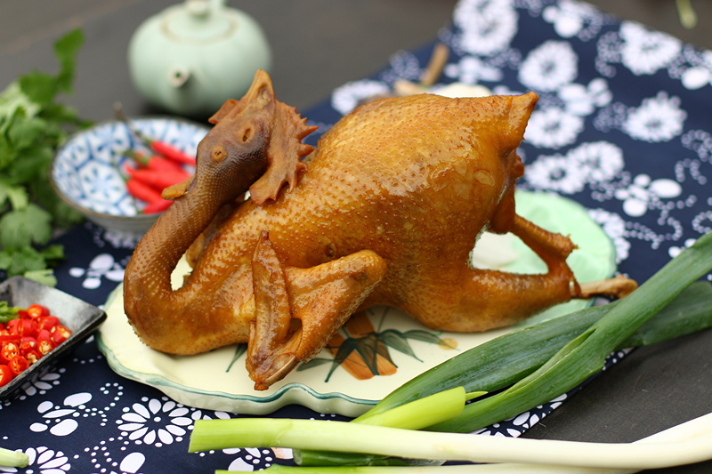 卤脖凉三特色菜品-飘香鸡